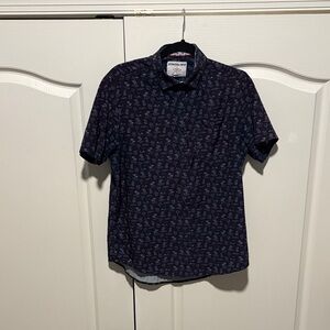Stylish Navy Patterned Men's Casual Shirt